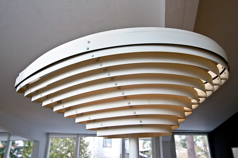 Atelier Aalto · grande suspension à anneaux