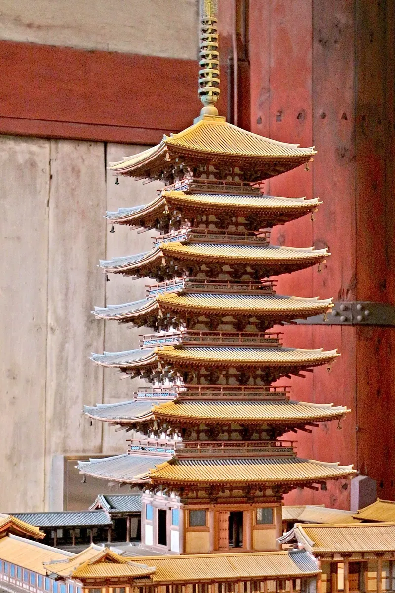 Tōdai-ji · maquette d'une pagode disparue
