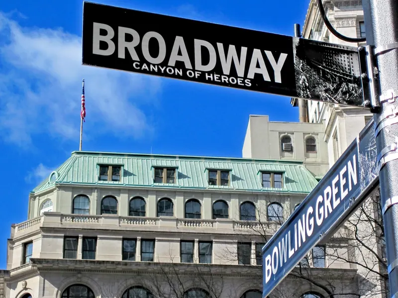 Broadway, « Canyon of Heroes », à Bowling Green