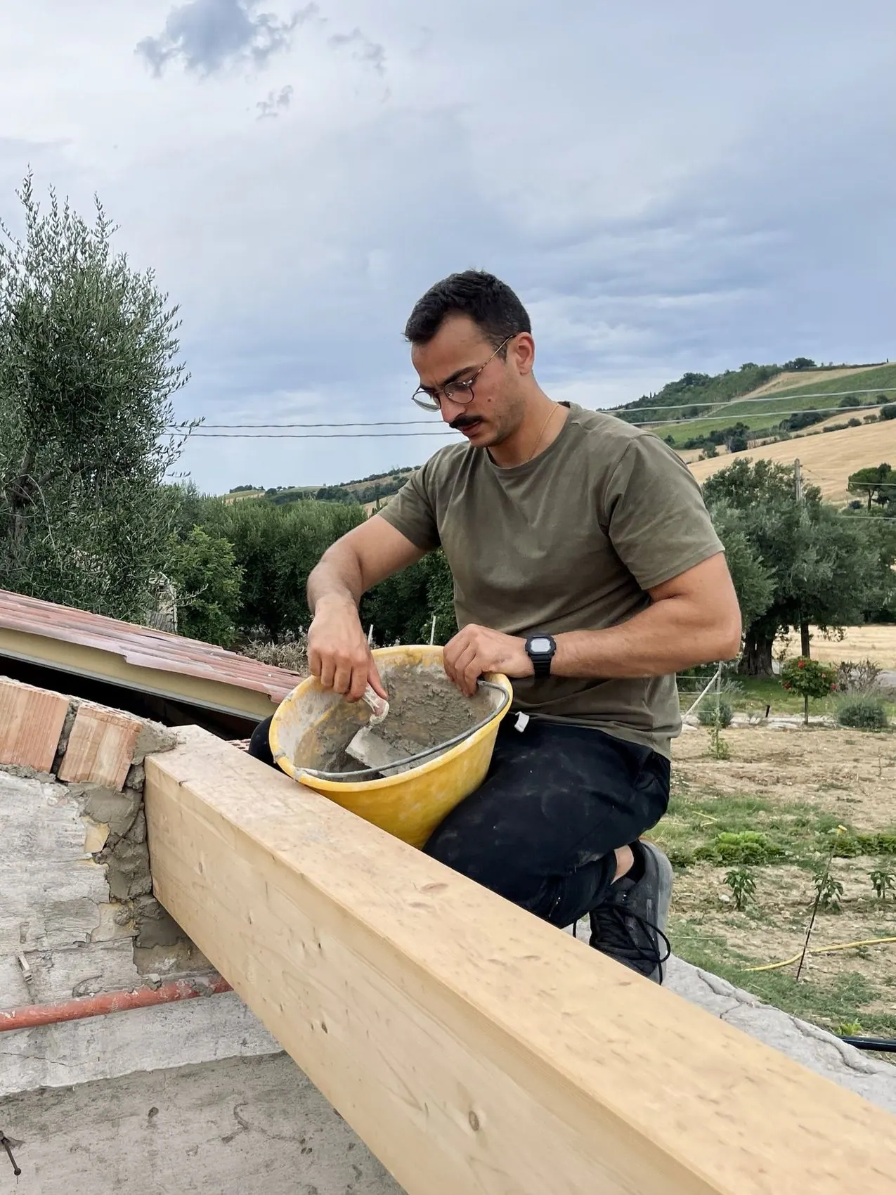 Maçonnerie sous la nouvelle charpente