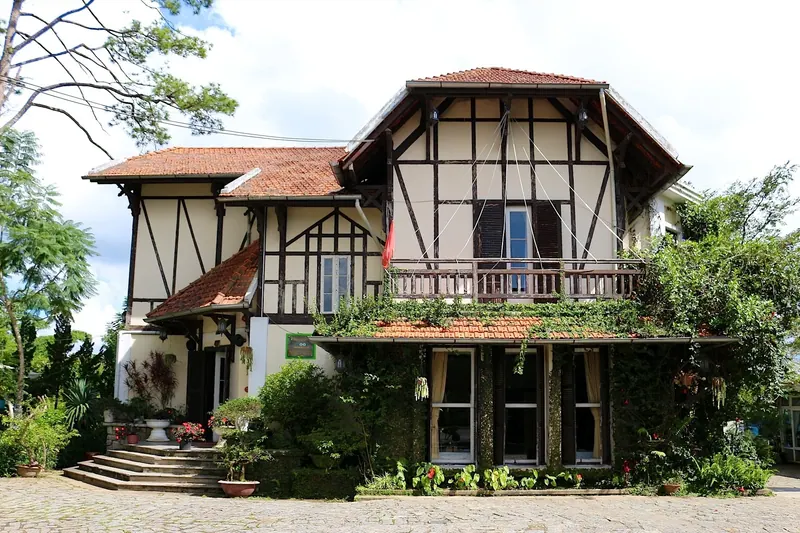 Đà Lạt · villa à colombages